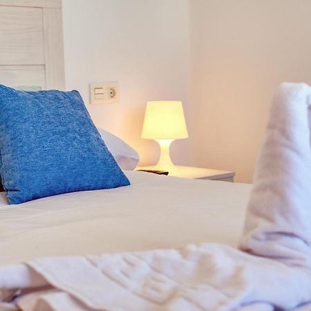 Luminosa Vivienda Vacacional Con Vista A La Piscina Costa Teguise Ngoại thất bức ảnh