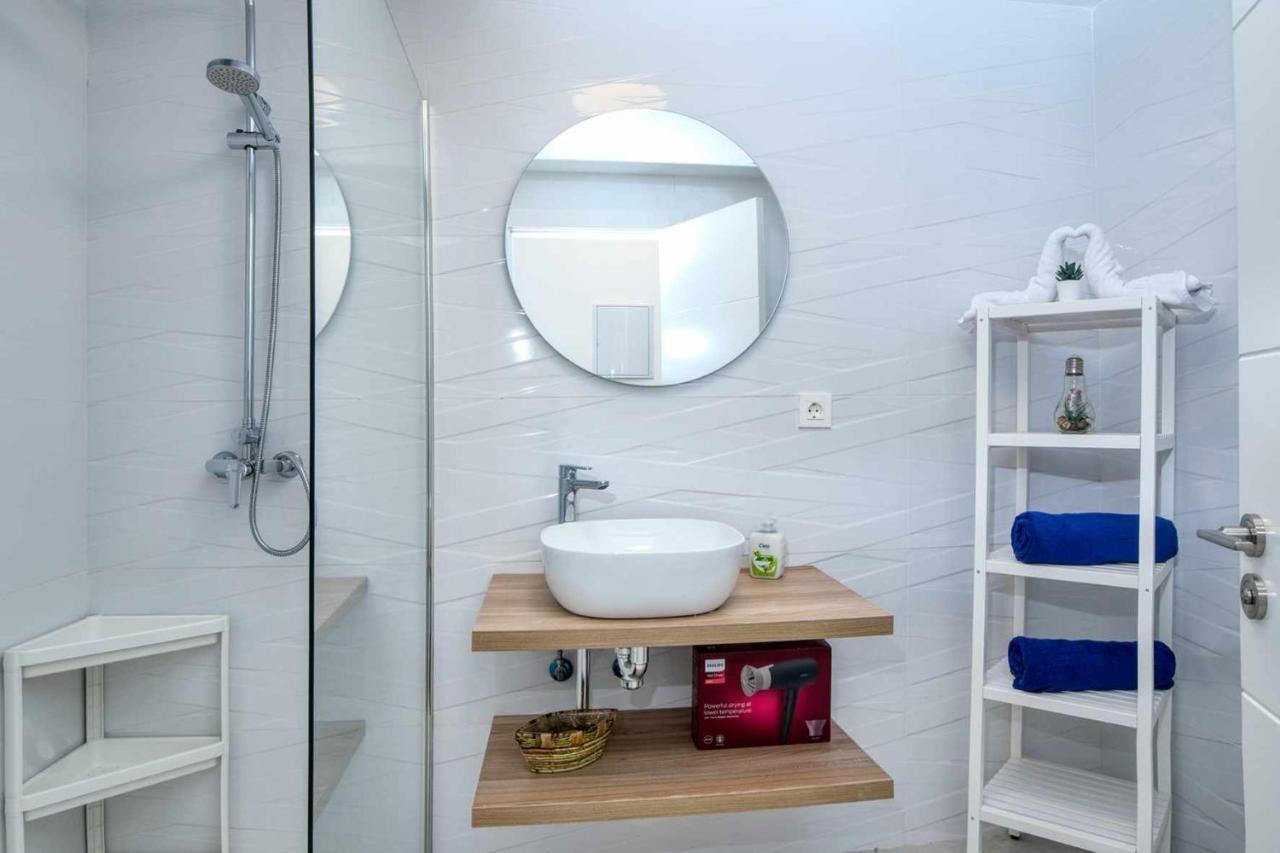 Luminosa Vivienda Vacacional Con Vista A La Piscina Costa Teguise Ngoại thất bức ảnh