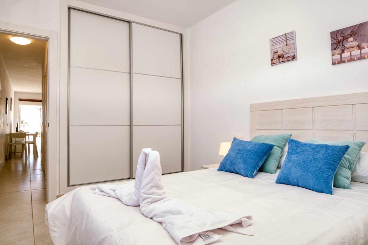 Luminosa Vivienda Vacacional Con Vista A La Piscina Costa Teguise Ngoại thất bức ảnh