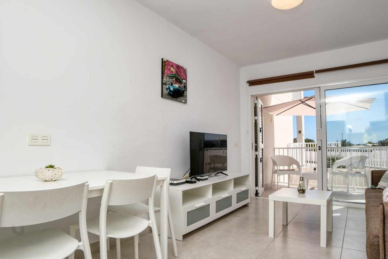 Luminosa Vivienda Vacacional Con Vista A La Piscina Costa Teguise Ngoại thất bức ảnh