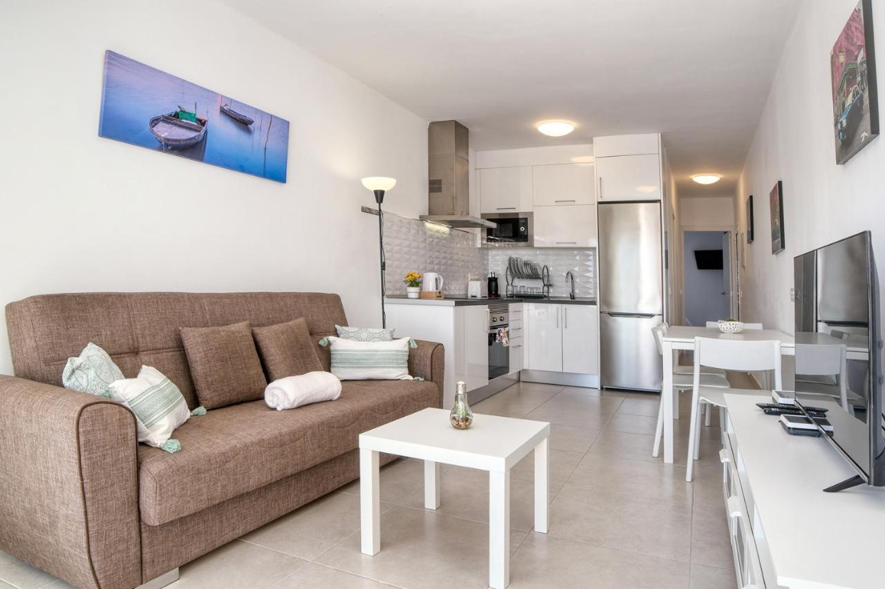 Luminosa Vivienda Vacacional Con Vista A La Piscina Costa Teguise Ngoại thất bức ảnh